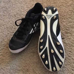 🆕🔸Boys Adidas Cleats🔸